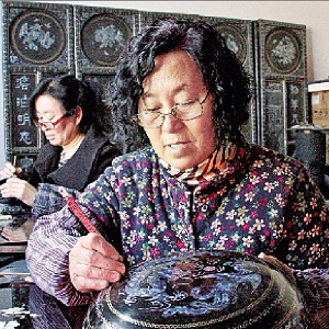 李爱珍-稷山螺钿漆器国家级非遗传承人